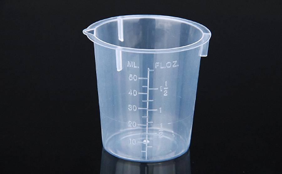 BEAKER PLASTIC 50ml